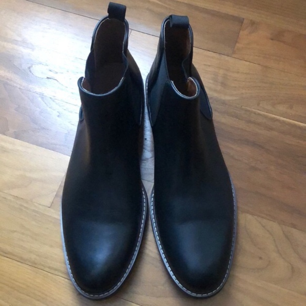 New Nordstrom Chelsea Boots - Picture 1 of 5